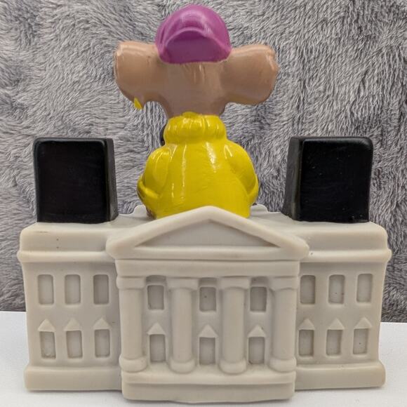 DJ Capital critter Burger King Kids Club 1992 & 2 Disney Rescuers' Bernard 2" - Picture 6 of 13